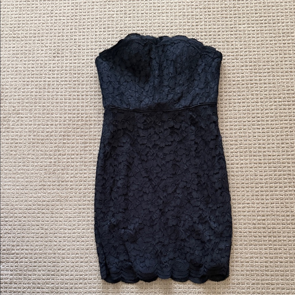 Diane Von Furstenberg Strapless Black Lace Sheath Dress